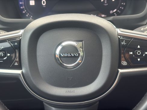 Used 2024 Volvo XC90 B6 Plus AWD/4WD image 21
