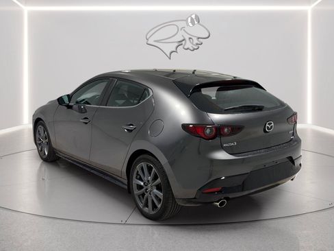 Used 2023 MAZDA MAZDA3 s FWD image 3