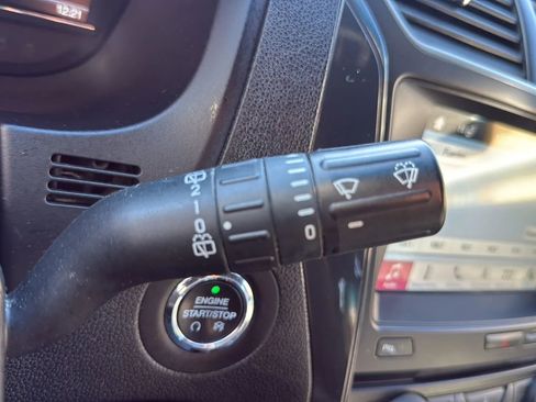 Used 2018 Ford Explorer XLT w/ Equipment Group 202A image 13