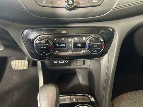 Used 2023 Buick Encore GX Select w/ Experience Buick Package FWD image 21