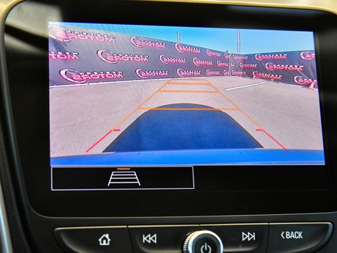 Used 2023 Chevrolet Malibu LT FWD image 18