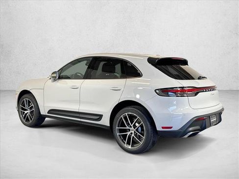 Used 2026 Porsche Macan AWD/4WD image 3