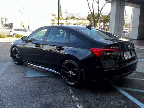 Used 2022 Honda Civic Sport image 5