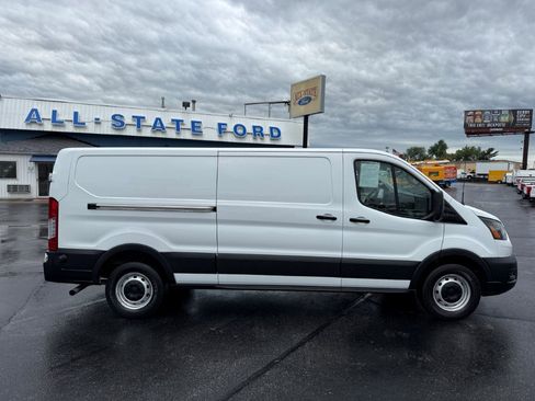 Used 2020 Ford Transit 250 Low Roof RWD image 11