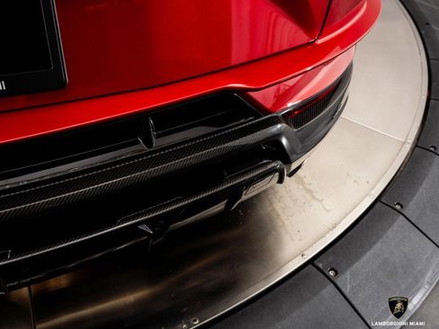 Used 2023 Lamborghini Urus Performante image 20