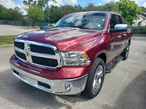 Used 2022 RAM 1500 Tradesman w/ Tradesman SXT Package RWD image 3