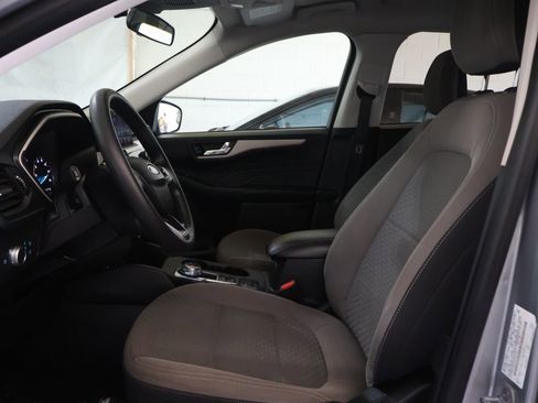 Used 2021 Ford Escape SE FWD image 16
