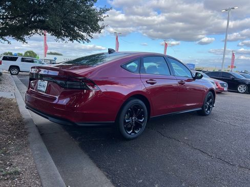 New 2025 Honda Accord SE image 6