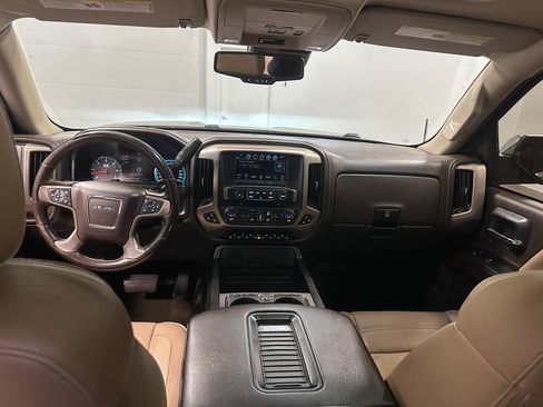 Used 2018 GMC Sierra 1500 Denali w/ Denali Ultimate Package image 15