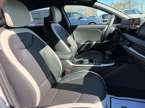 New 2026 Kia K4 GT-Line FWD image 12