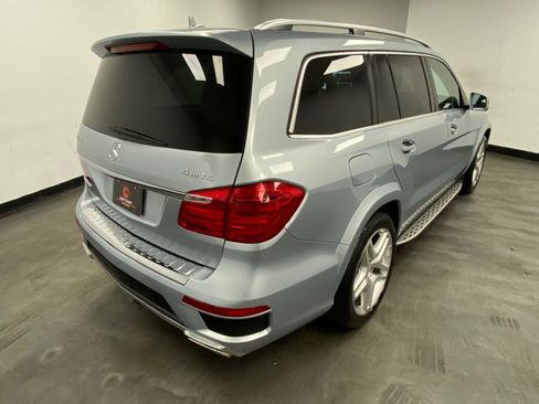 Used 2015 Mercedes-Benz GL 550 4MATIC image 7