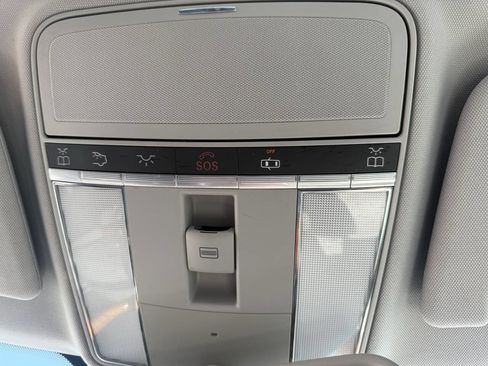 Used 2011 Mercedes-Benz S 550 image 26