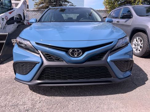 Used 2023 Toyota Camry SE FWD image 29