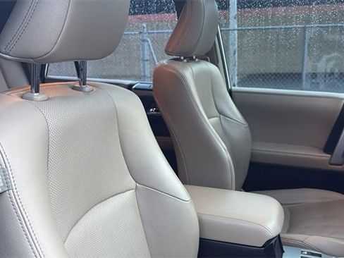 Used 2018 Toyota 4Runner Limited image 32