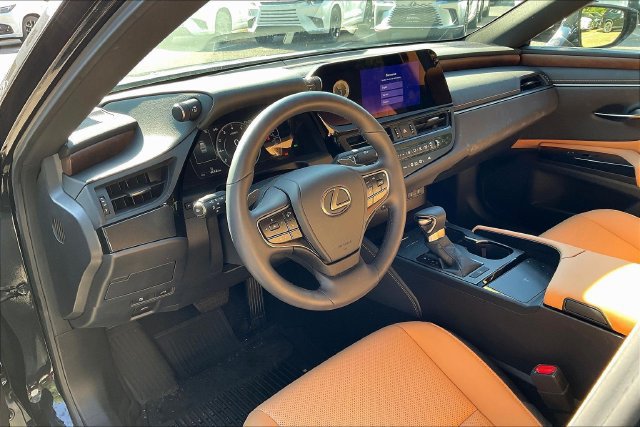 Certified 2025 Lexus ES 350 w/ Premium Package FWD image 2