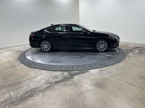 Used 2019 Lexus ES 350 image 5
