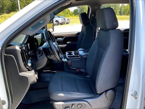 Used 2025 Chevrolet Silverado 2500 LT AWD/4WD image 22