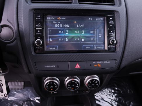 Used 2024 Mitsubishi Outlander Sport ES AWD/4WD image 21