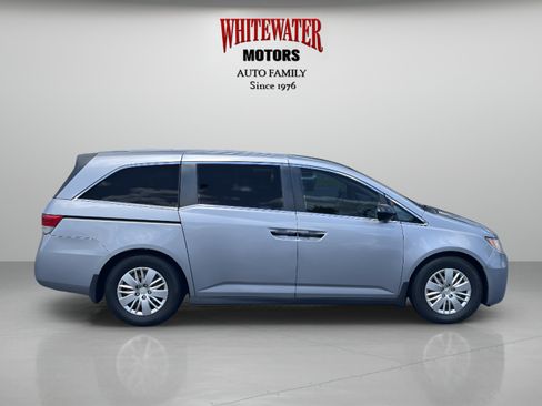 Used 2016 Honda Odyssey LX image 6