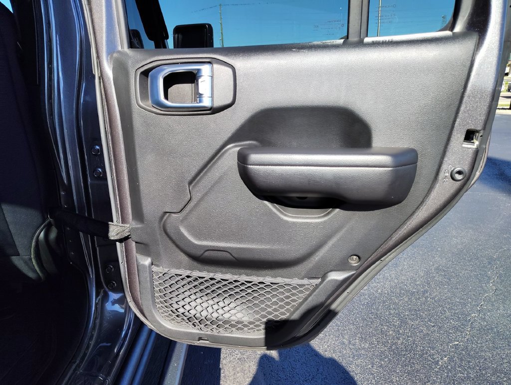 Used 2021 Jeep Gladiator Sport AWD/4WD image 21