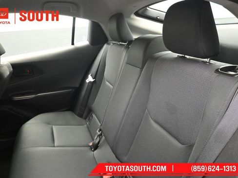 Used 2025 Toyota Prius LE FWD image 27