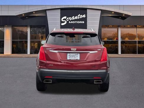 Used 2017 Cadillac XT5 Premium Luxury AWD/4WD image 4
