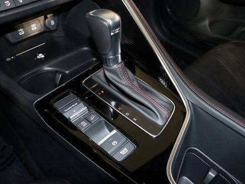 Certified 2025 Acura ADX A-Spec image 21