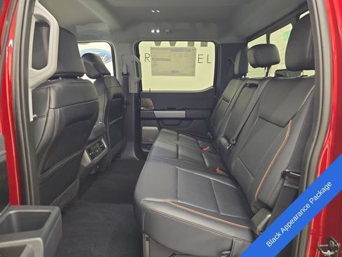 New 2026 Ford F250 Lariat w/ Black Appearance Package AWD/4WD image 23