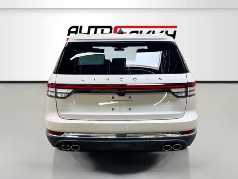 Used 2025 Lincoln Aviator Reserve w/ Equipment Group 201A AWD/4WD image 6