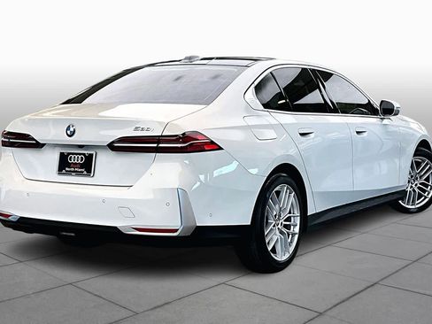 Used 2024 BMW 530i 530i w/ Premium Package image 13