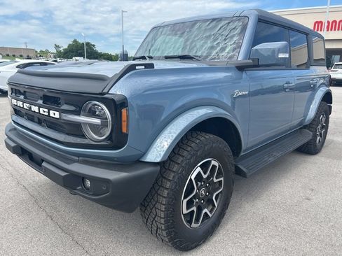 Used 2025 Ford Bronco Outer Banks AWD/4WD image 7