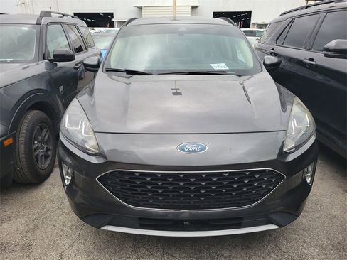 Used 2020 Ford Escape SEL image 2