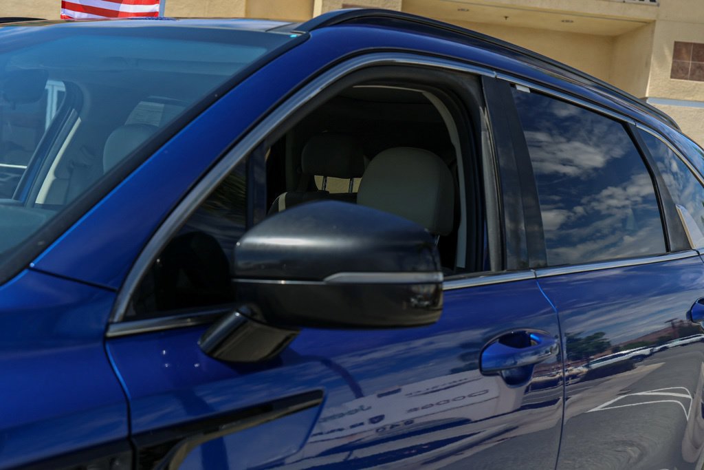Used 2023 Kia Sorento S w/ Panoramic Sunroof Package FWD image 13