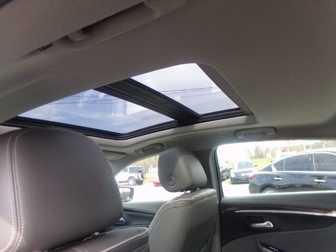 Used 2016 Chevrolet Impala LTZ image 33