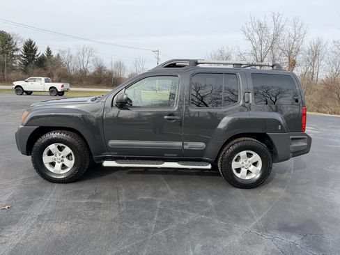 Used 2012 Nissan Xterra S w/ Value Package image 2