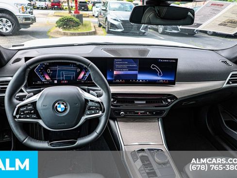 Used 2025 BMW 330i Sedan image 28