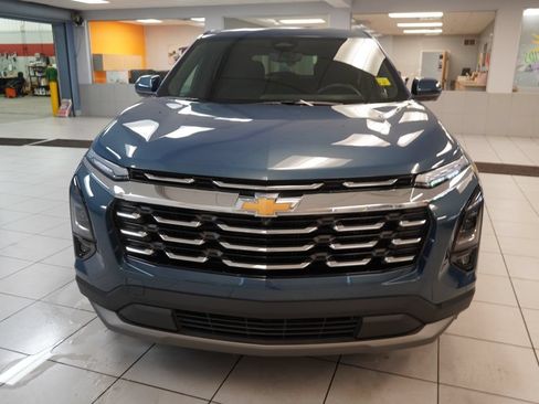 Used 2025 Chevrolet Equinox LT w/ Safety and Technology Package AWD/4WD image 15
