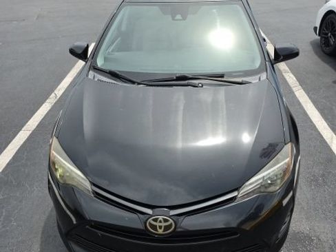 Used 2017 Toyota Corolla LE FWD image 1