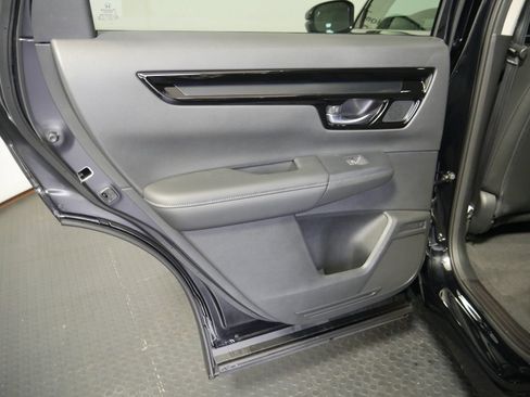 Used 2024 Honda CR-V EX-L image 12