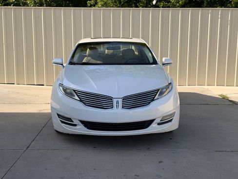 Used 2014 Lincoln MKZ AWD image 9