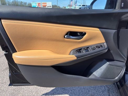 Used 2021 Nissan Sentra SV w/ SV Premium Package FWD image 9