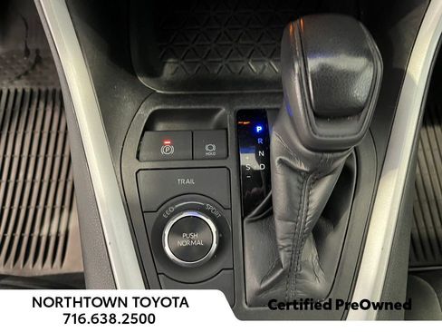 Used 2024 Toyota RAV4 XLE image 15