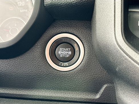 Certified 2024 RAM 2500 Tradesman AWD/4WD image 16