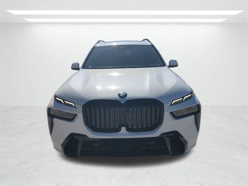 New 2026 BMW X7 xDrive40i w/ M Sport Package image 9