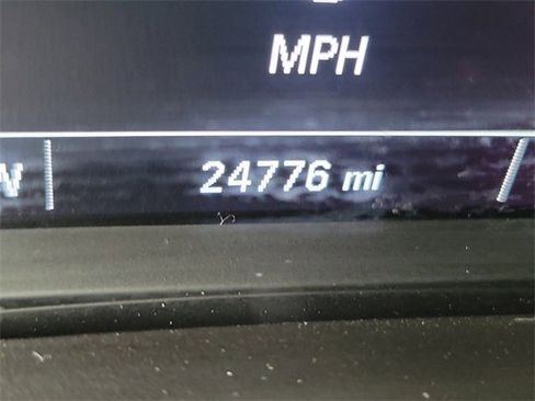 Used 2019 Chevrolet Equinox LS w/ LS Convenience Package image 22