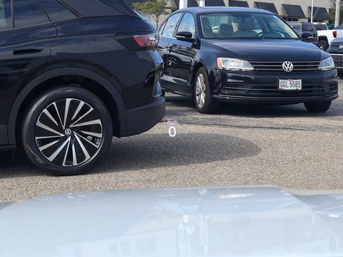 Used 2026 Volkswagen Atlas SEL Premium R-Line AWD/4WD image 27