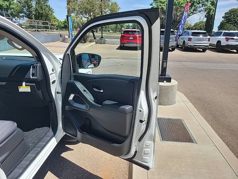 New 2026 Nissan Frontier SV w/ Tow Package RWD image 16