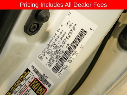 Used 2024 Toyota Tundra SR5 w/ SR5 Premium Package AWD/4WD image 20