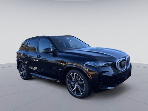 New 2026 BMW X5 xDrive50e w/ M Sport Package image 7