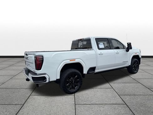 Used 2025 GMC Sierra 2500 AT4 w/ Technology Package AWD/4WD image 5
